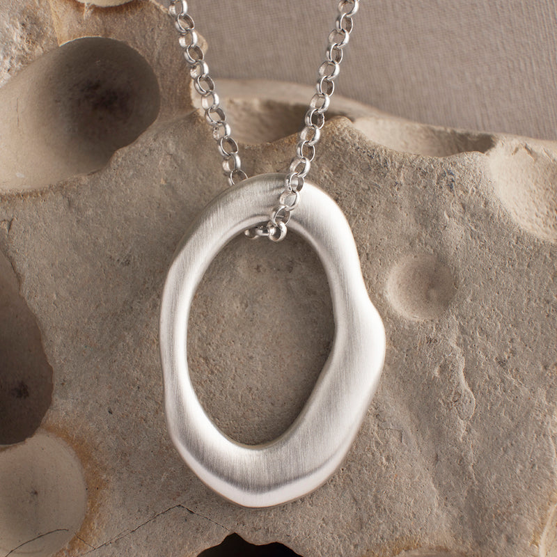 UNUN Designs-River-Ripple_006.jpg__PID:77ff5ccc-a56d-4ddc-958d-3903bd528e8f