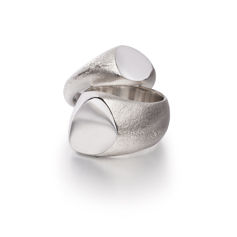 UNUN Jewelry_True Heart Ring Stack 1x1.jpg__PID:3f4888d1-eed1-4b6b-84d3-256f4ed05b6f